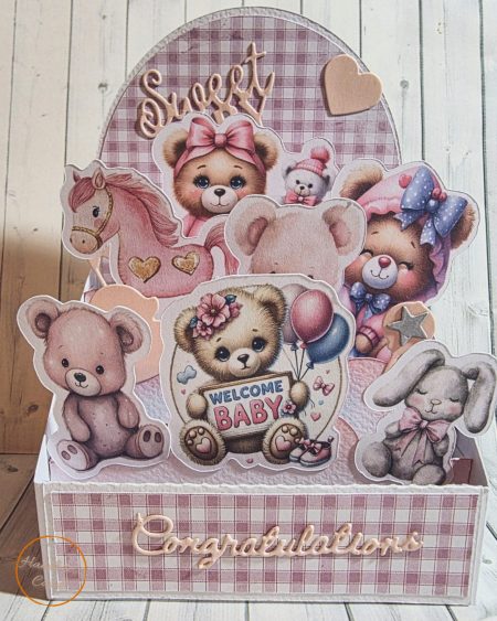 https://paperhugz.au/product/happy-flowers-box-card-handpress-card/